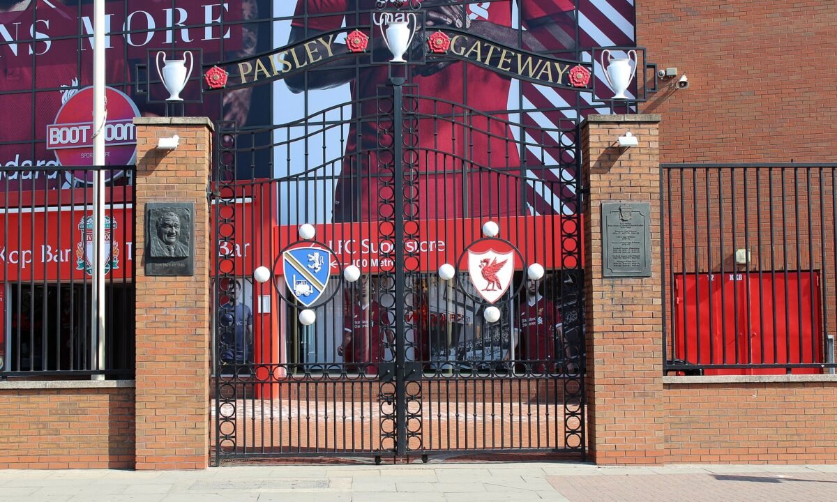 Paisley Gateway, Anfield